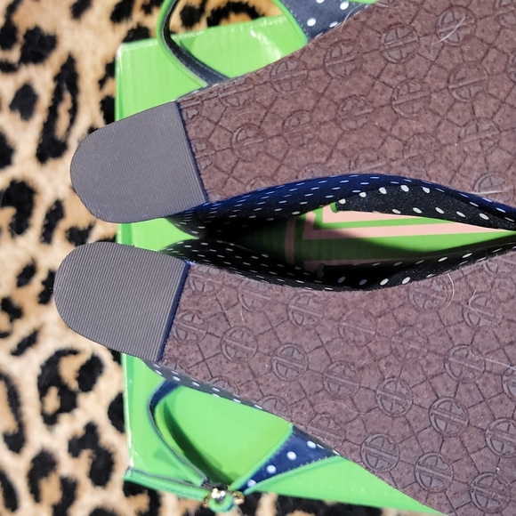 NWT NIB Lilly Pulitzer Navy Polka Dot Wedge Platform Slingback size 8 - Picture 6 of 6